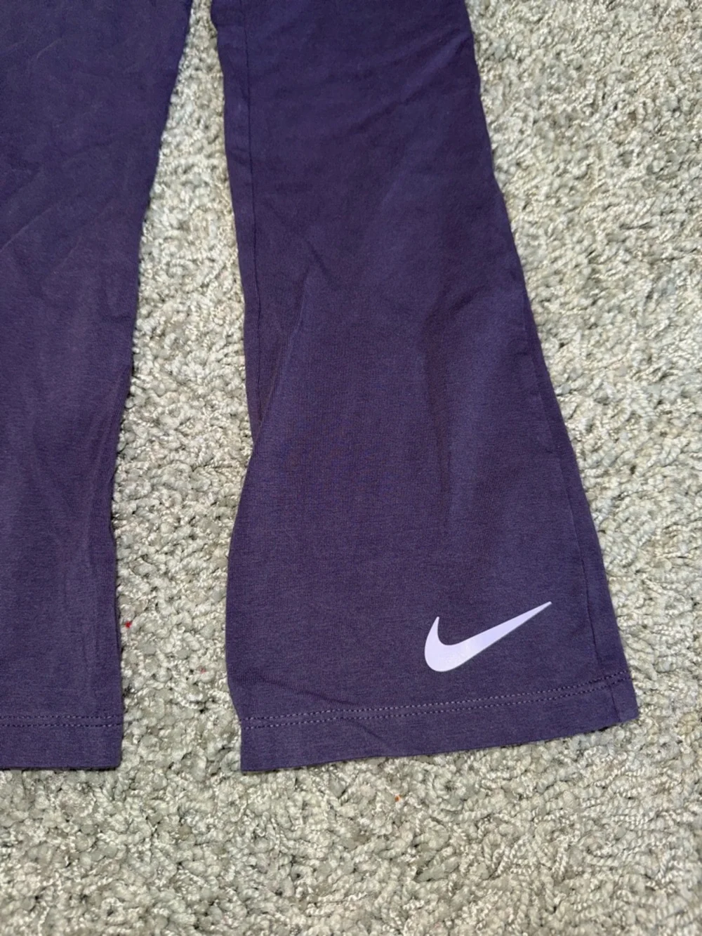 Girls Nike 2 Piece Set (6X) Flared Legging LS Top - Picture 8 of 11
